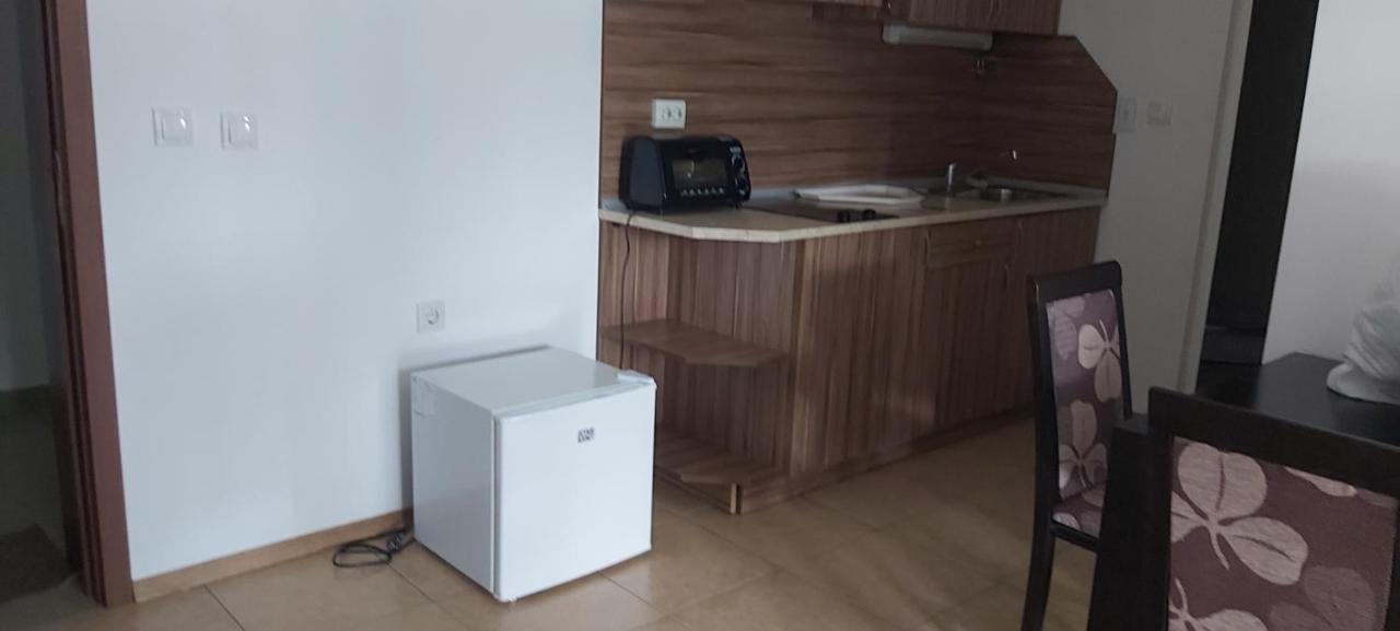 Vidima Apartment Hotel Apriltsi  Eksteriør bilde